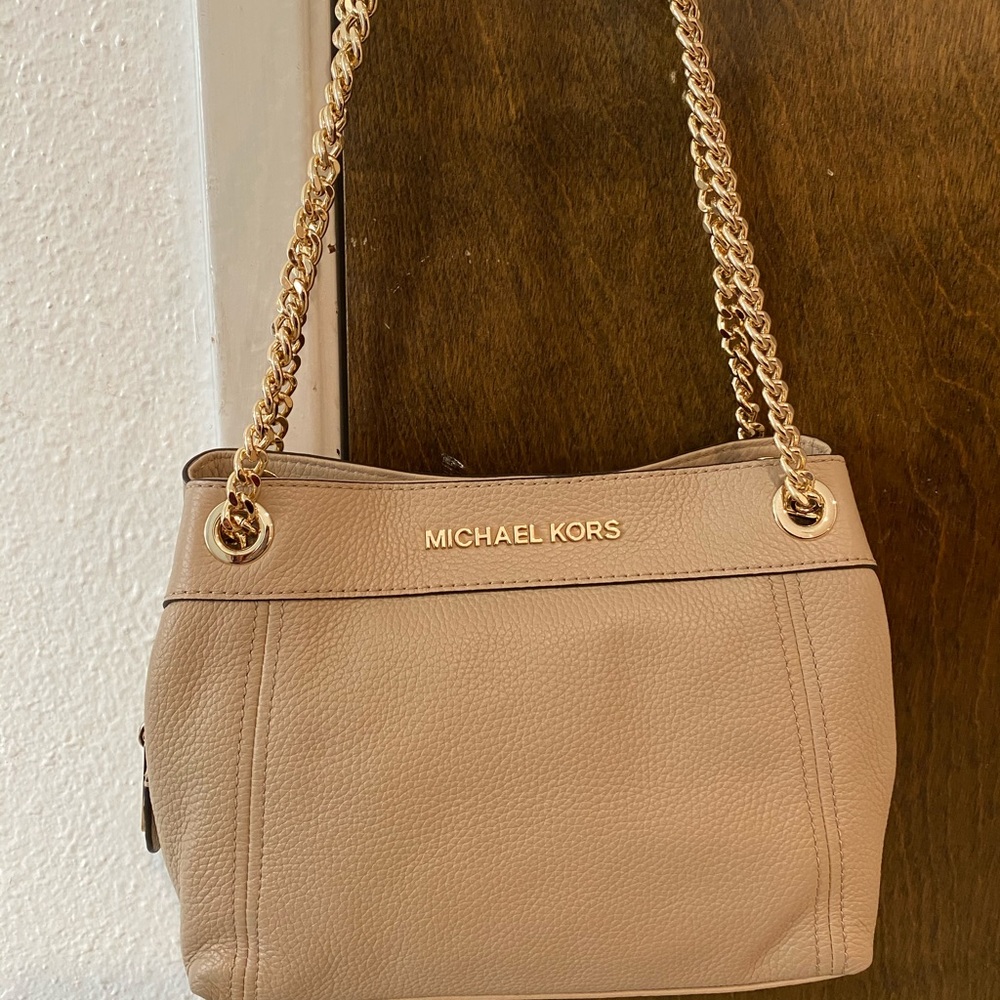 Michael Kors purse (never used)
